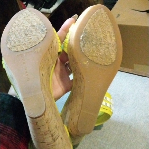 Gianni Bini Wedges - Picture 4 of 5